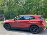 BMW X2 20i +Garantie 2028 Sport+Automatik 4 Zylinder - BMW X2: Geländewagen, 4x2