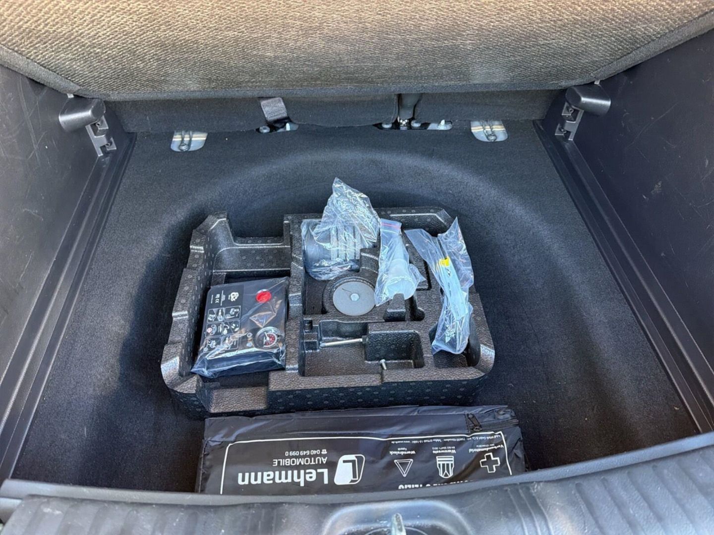 Fahrzeugabbildung Jeep Compass COMPASS LIMITED GSE 150PS DCT