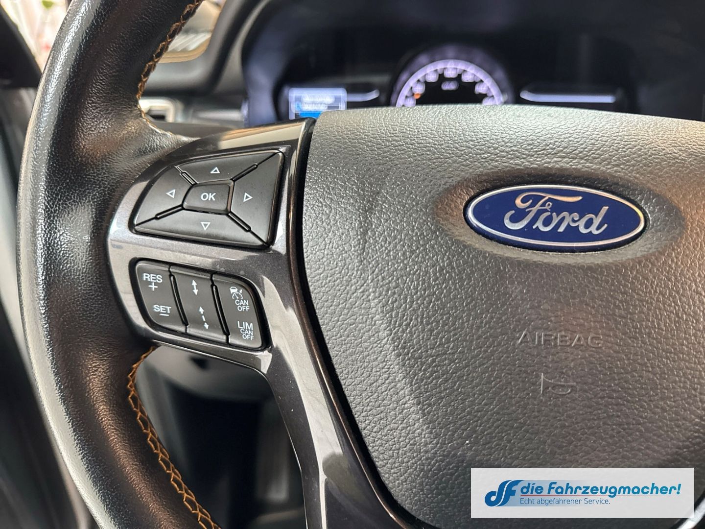 Fahrzeugabbildung Ford Ranger Wildtrak DOKA 212PS 4x4 AHK Navi Leder LE