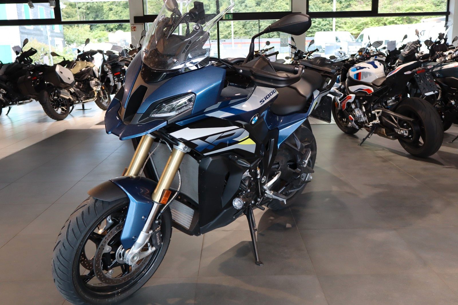 Fahrzeugabbildung BMW S 1000 XR Style Sport