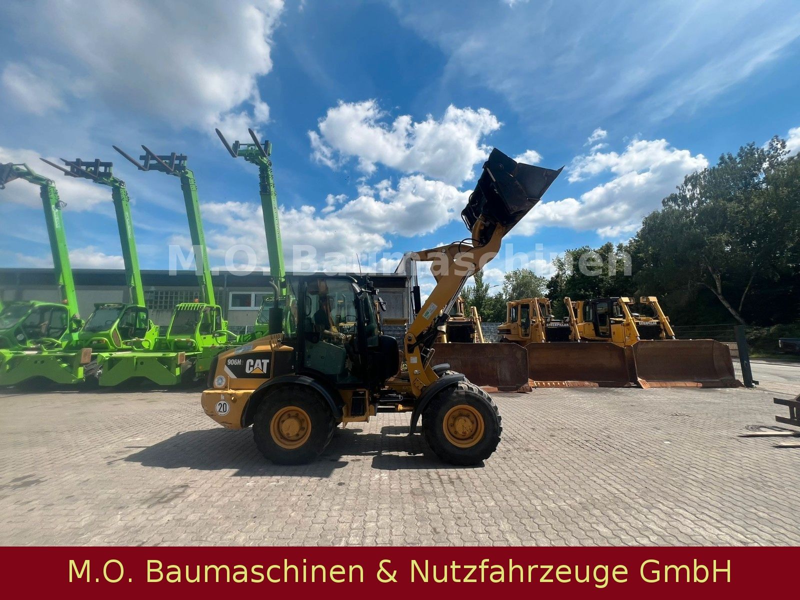 Fahrzeugabbildung CAT 906 H -2 / Klappschauefl / Gabel / SW/