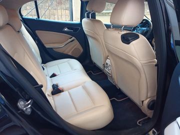 Mercedes GLA 220 - 8