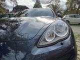 Porsche Panamera Turbo PDK Scheckheft - blaue Porsche Panamera
