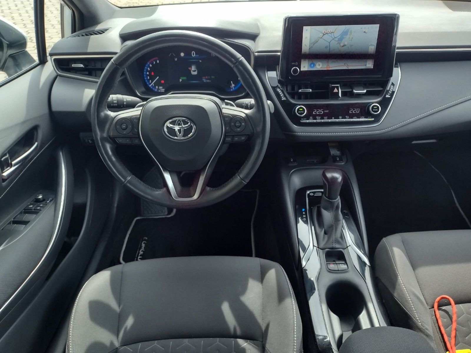 Toyota Corolla (05/2022, Hybrid (Benzin/Elektro))