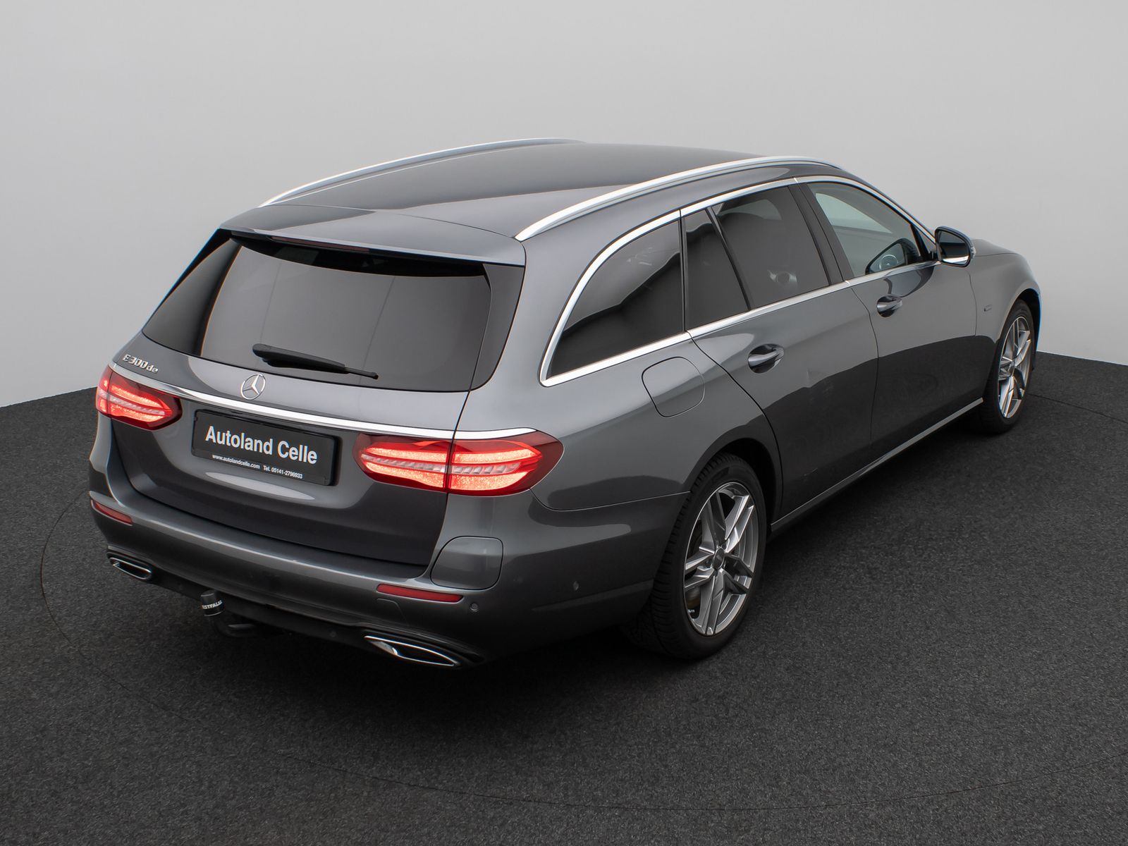 Fahrzeugabbildung Mercedes-Benz E 300 de Avantgarde Kamera AHK LED Standhzg AHK