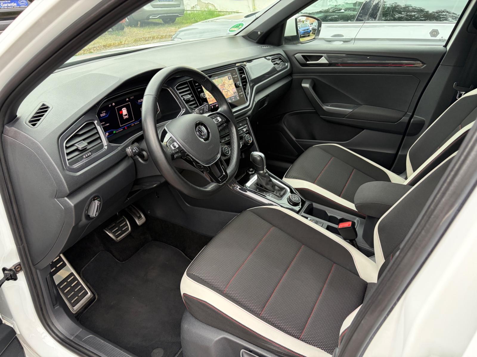 Volkswagen T-Roc Sport 4Motion+AUTOM+NAVI+TEMPOM.+PANOD.+++