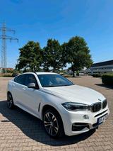 BMW X6 M50D VOLLAUSTATTUNG - BMW X6 M50 von privat