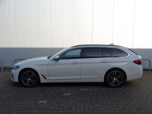 BMW 530d Touring Aut. Navi,HUD,AHK,ACC,Laserlicht