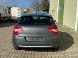 Citroën C4 Lim. 1.2 Selection/Klimaaut./SHZG/Alu - Citroën C4 mit Benzin-Antrieb
