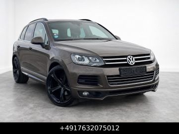 Volkswagen Touareg - 2