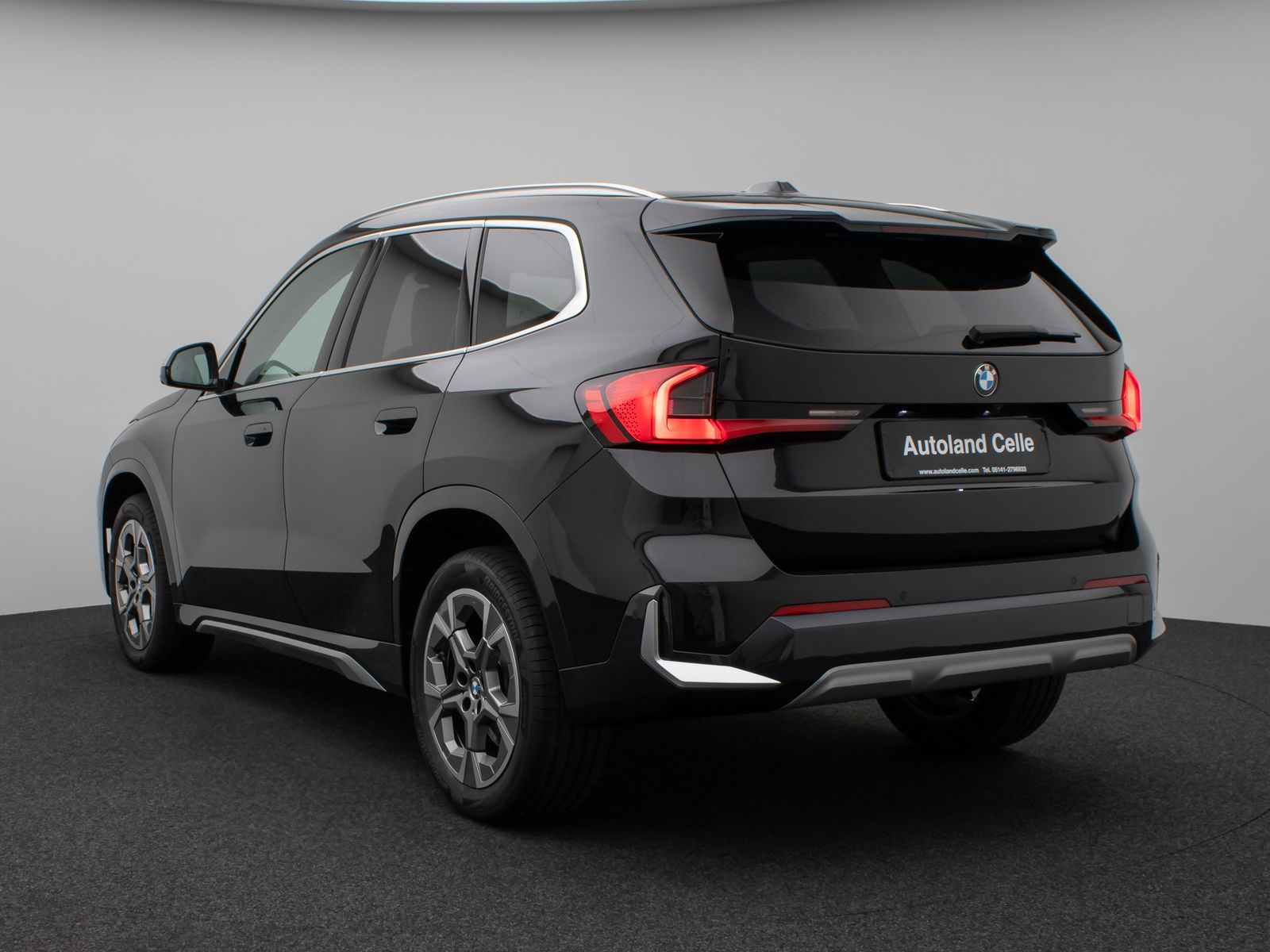 Fahrzeugabbildung BMW X1 sD18i xLine Panorama 360°HUD DAB H/K Sport