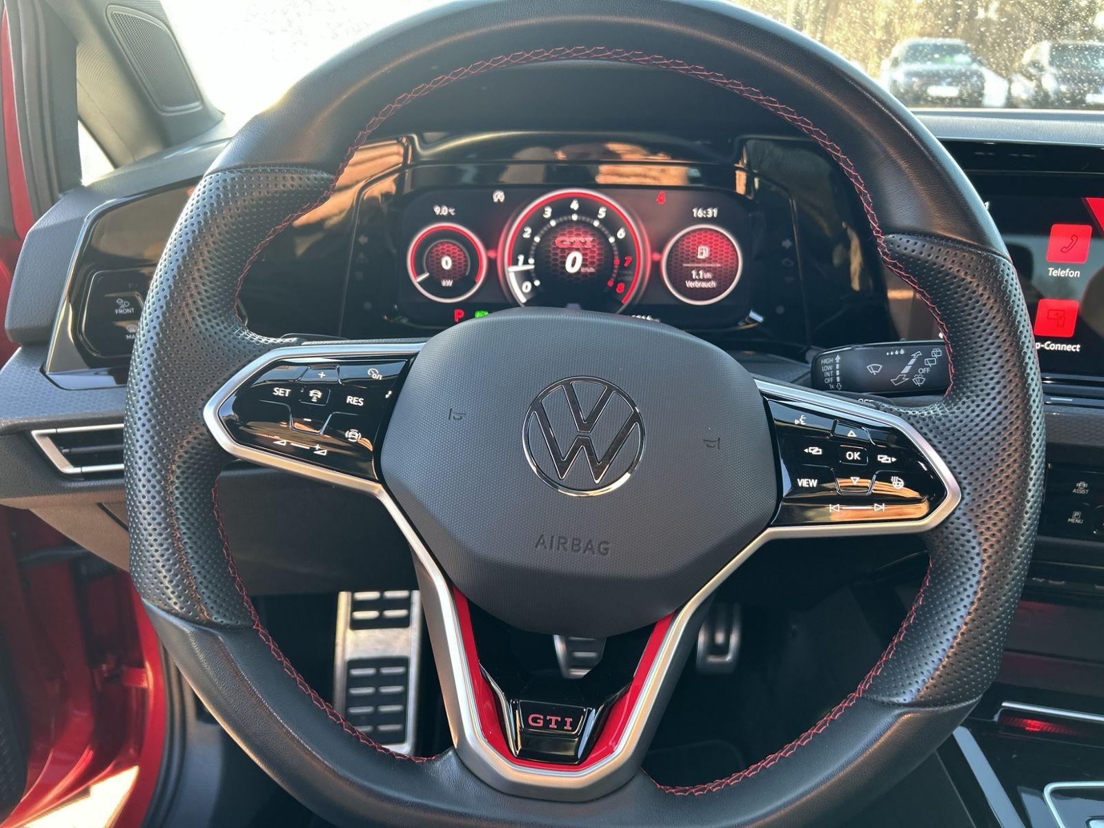 Golf VIII GTI Clubsport, ACC, RearView, Estoril