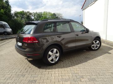 Volkswagen Touareg - 5