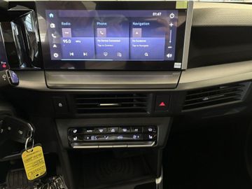 Fotografie des Opel Frontera 1.2 DI Hybrid 48V eDCT Edition (1G)