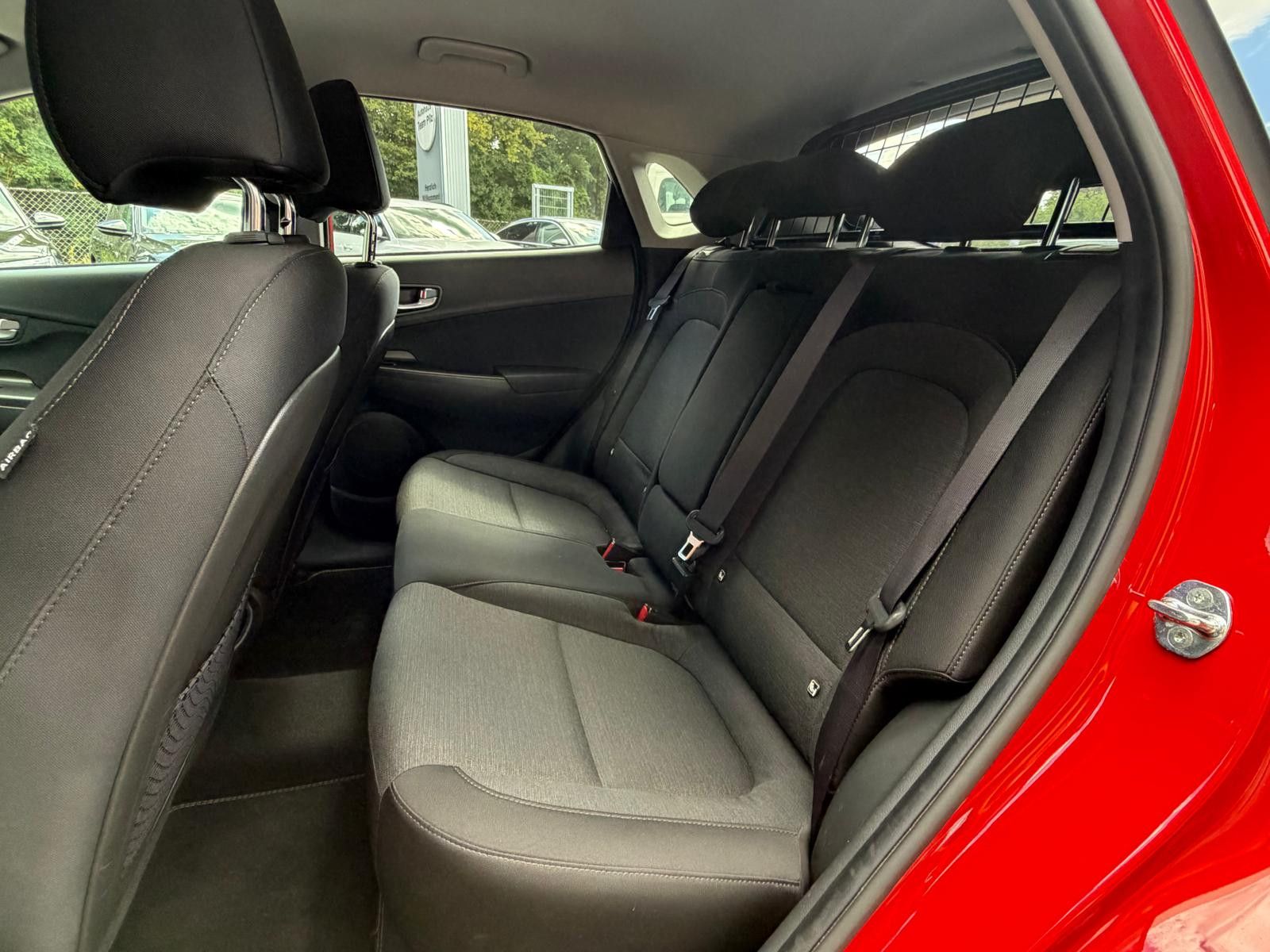 Fahrzeugabbildung Hyundai Kona Elektro Prime NAVI+LED+SHZ+HEAD+KAM+ACC+AHK