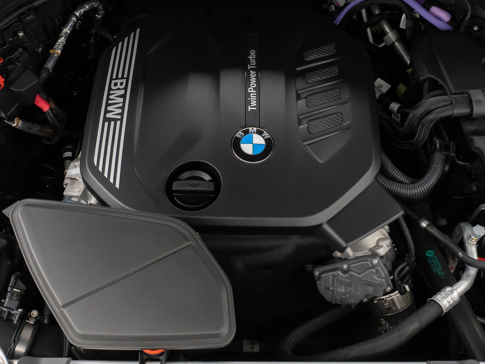 Fahrzeugabbildung BMW X4 xD20d 360°DAB HiFi Fernlichtassist AHK Sport