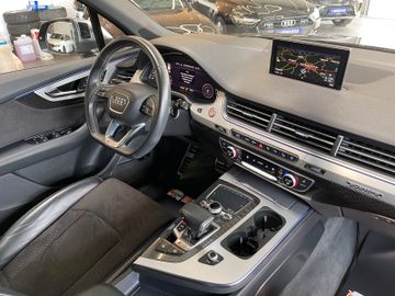 Audi SQ7 4.0 TDI quattro *PANO*HUD*MATRIX*AHK*S-LINE*