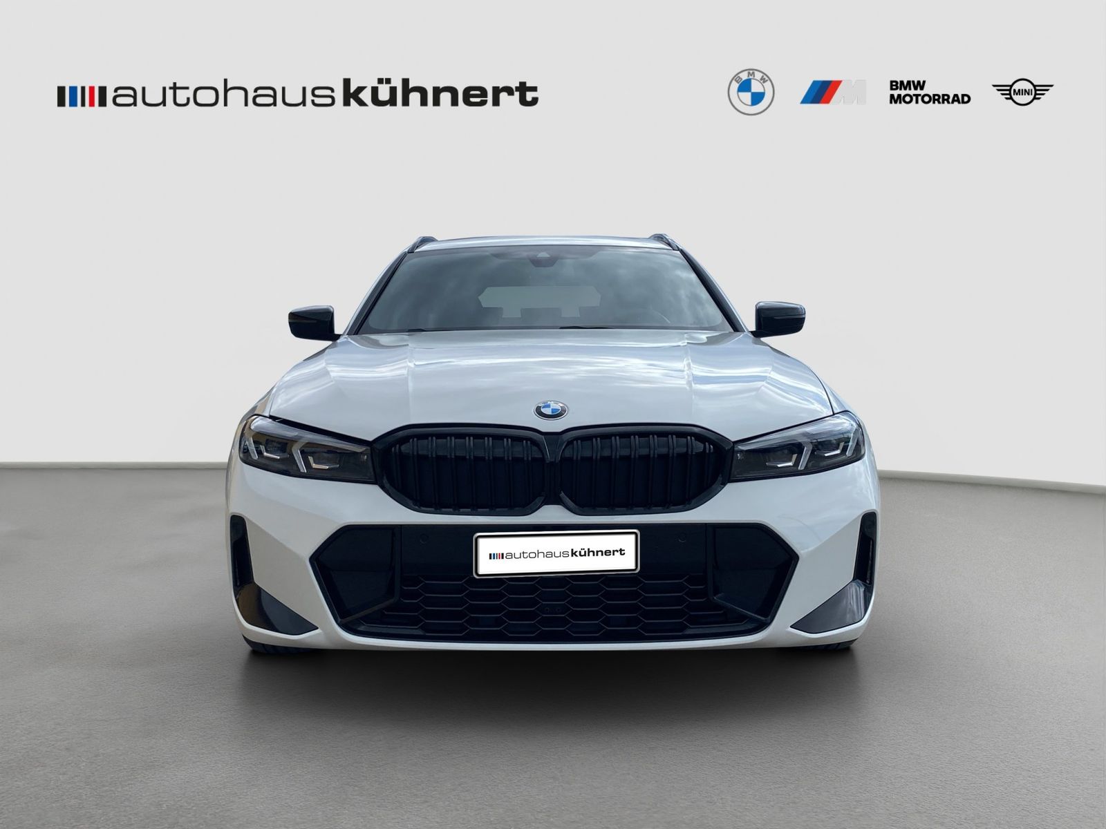 BMW 330i xDrive Touring M-Sport PRO Pano AHK H&K RFK foto 3