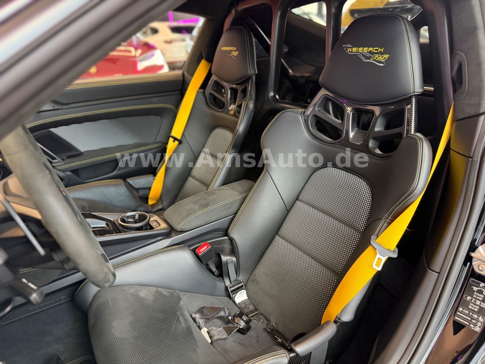 992 GT3 RS Weissach Keramik