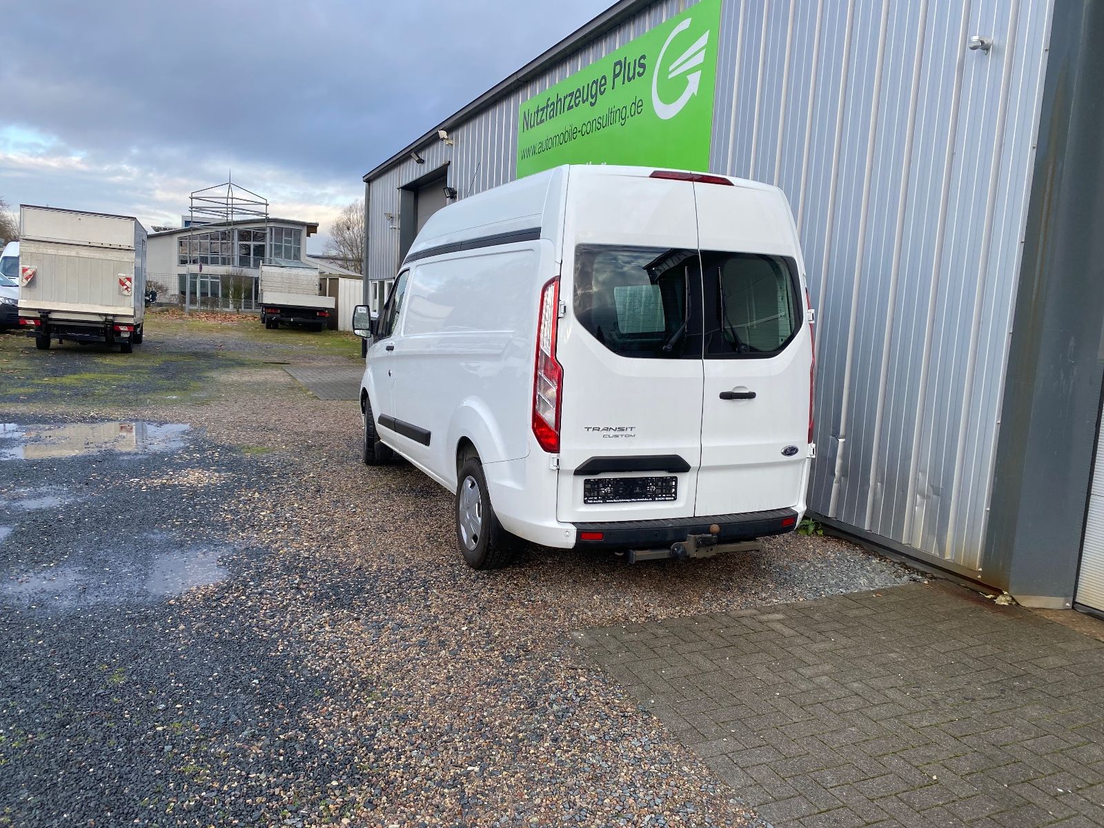 Fahrzeugabbildung Ford Transit Custom Kasten340 L2Trend,1Hd,AHK,38354Km