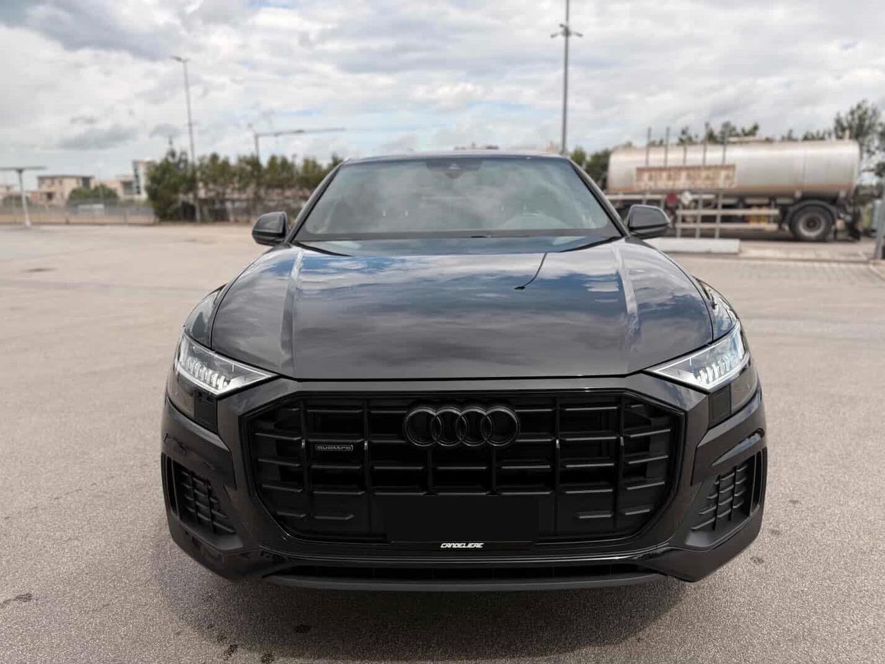 AUDI Audi Q8 50 TDI IDENTITY BLACK/23" RSQ8/PELLE/S-L