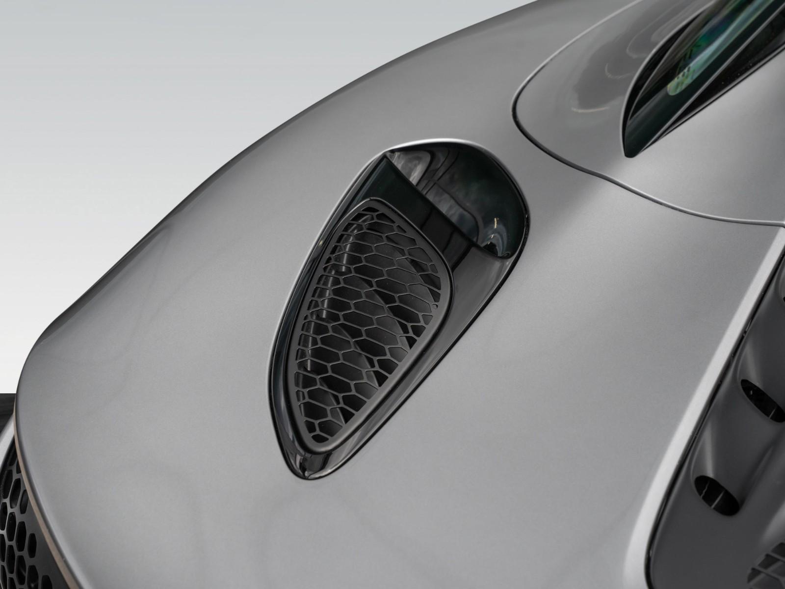 McLaren Artura Spider | MSO Paint | ClubSport Seats