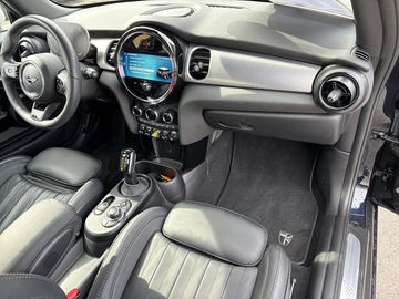 MINI Cooper SE DAB LED RFK Navi Komfortzg. ACC Shz