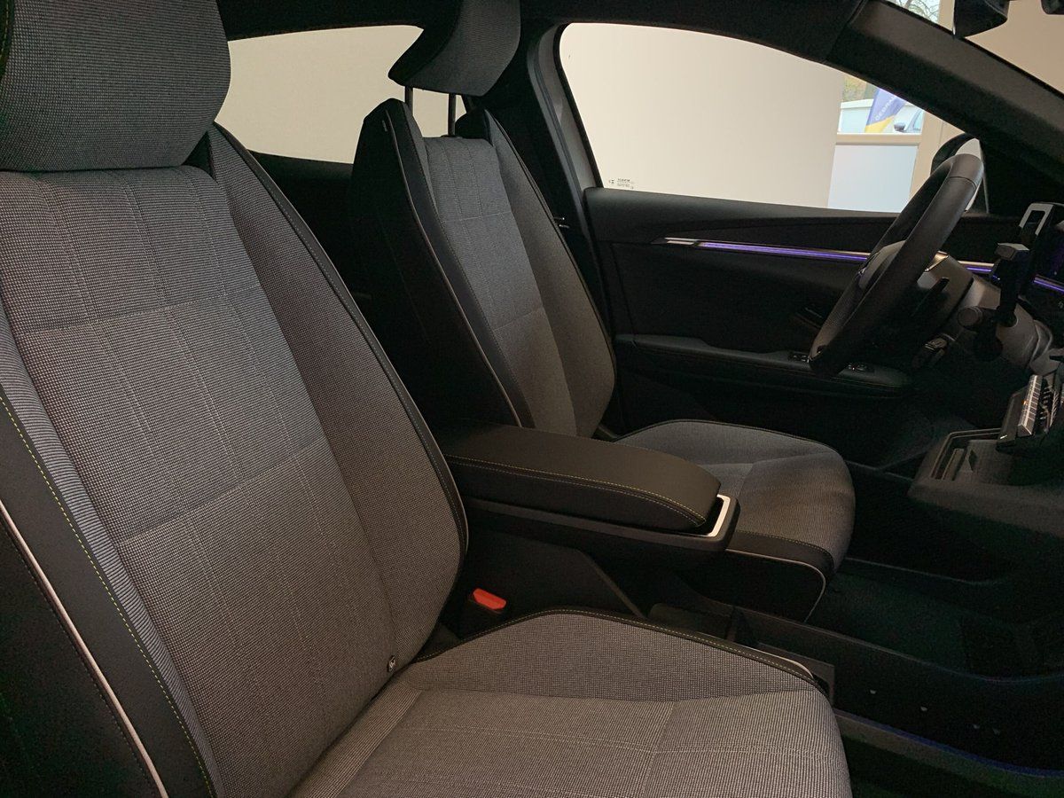 Renault Megane E-TECH - Bild 25