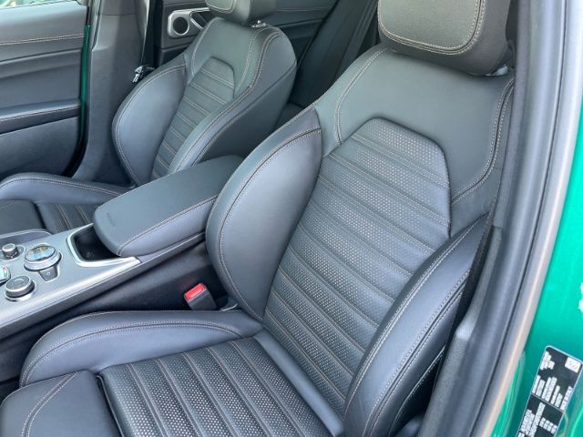 Fahrzeugabbildung Alfa Romeo Giulia 2.0Turbo 16V Intensa Q4 Autom. Kamera, Te