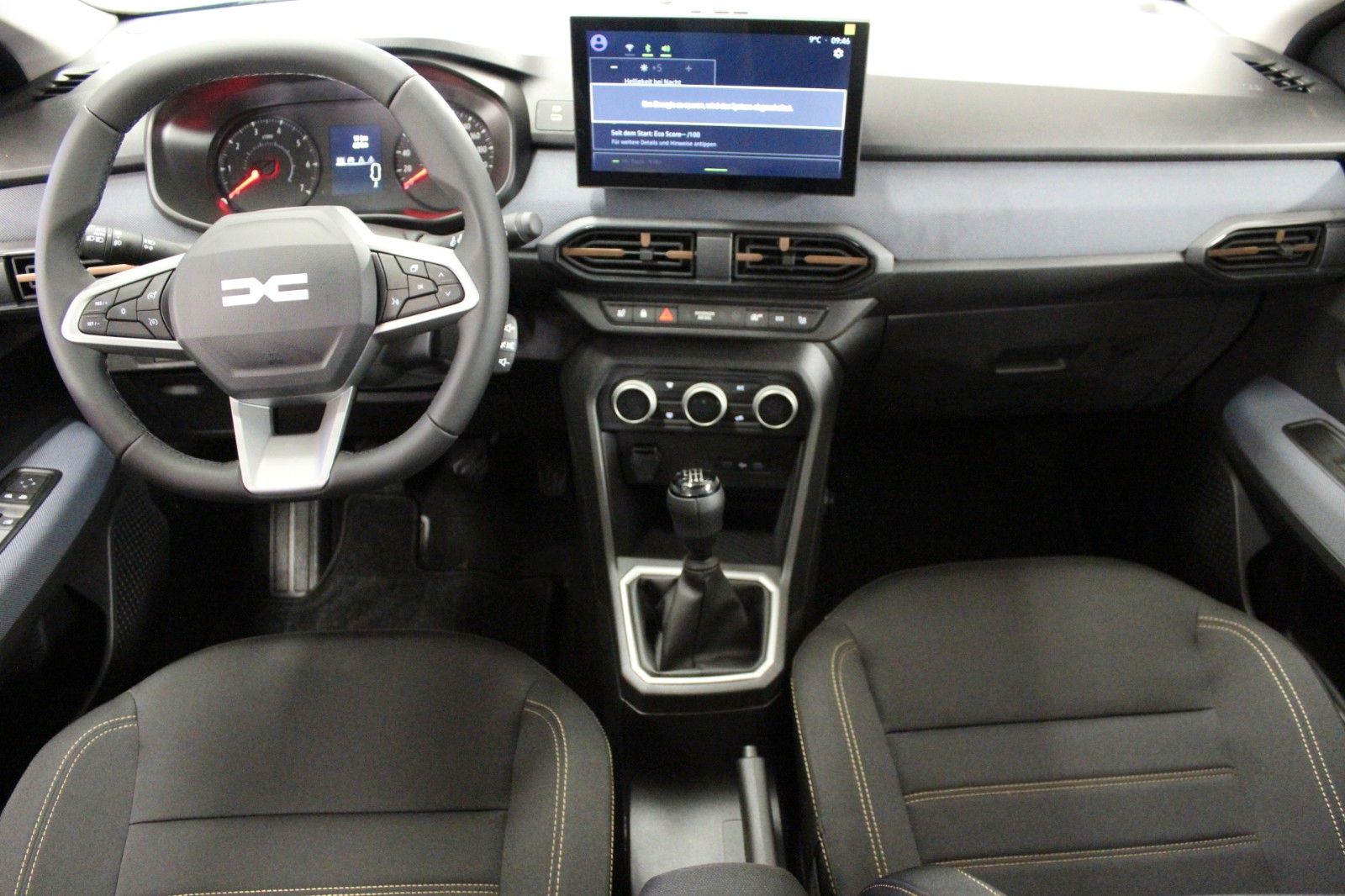 Fahrzeugabbildung Dacia Sandero Stepway TCe 110 Expression*Winterp.*MY26