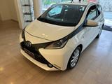 Toyota Aygo 1.0 VVT-i 69 CV 5 porte x-clusiv - Toyota Aygo (X): Clusiv