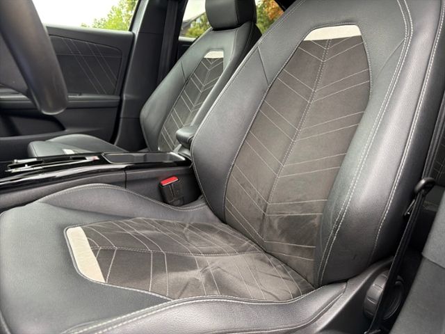 Fahrzeugabbildung Opel Mokka 1.2 TURBO ULTIMATE LED-MATRIX KEYLESS 180-