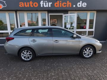 Toyota Auris Touring Sports Com.*Klimaau*AHK*SHZ*Kamer*
