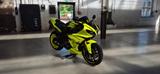 Yamaha R1 RN22 Two-Face neon/schwarz -{Einzelstück}- - YAMAHA MOTORRAD