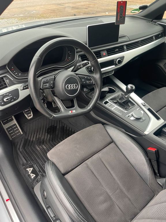 Image of Audi A4
