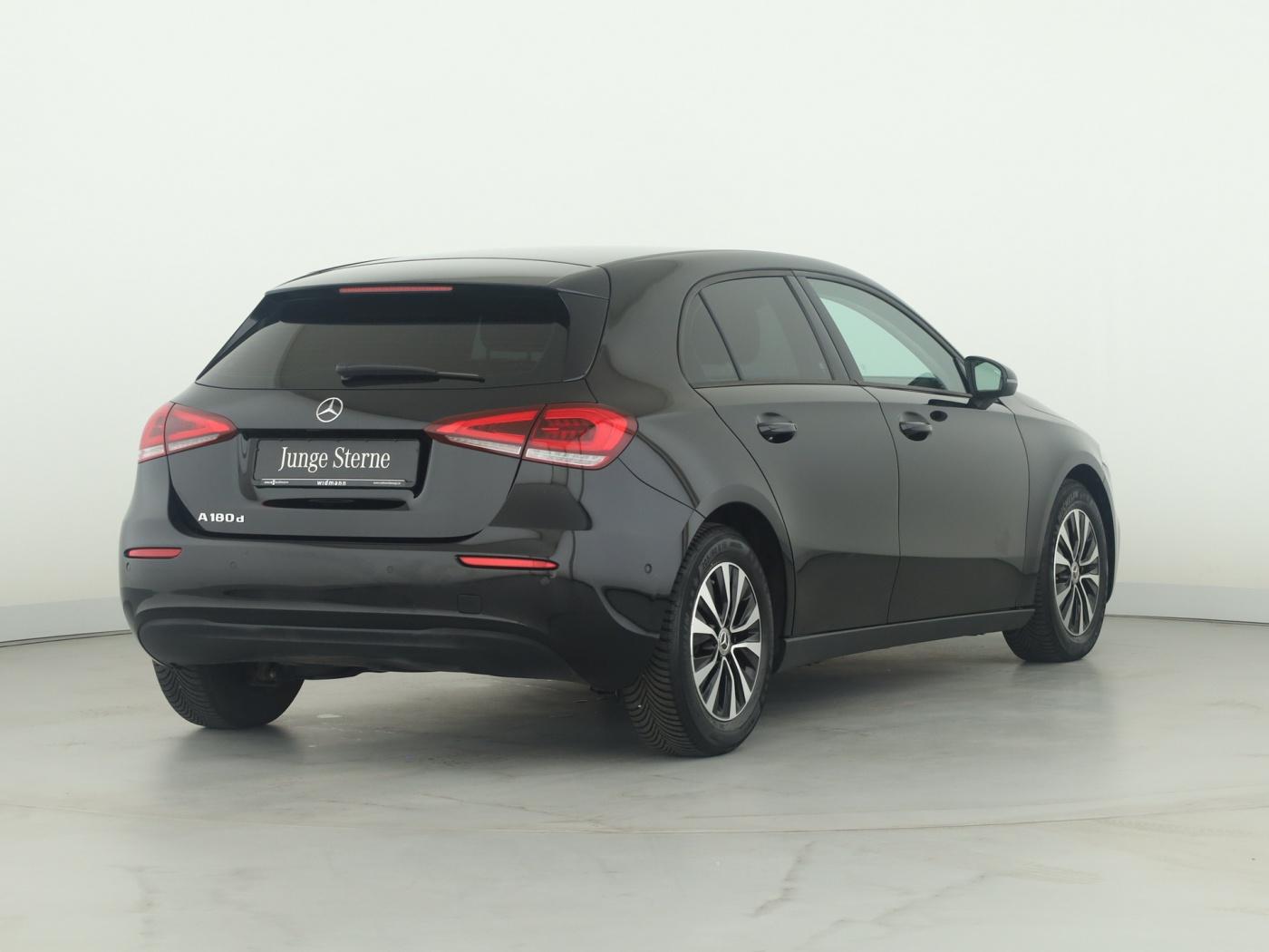 Mercedes-Benz A 180 d Automatik*PTS*Kamera*Navigation*LED*DAB*