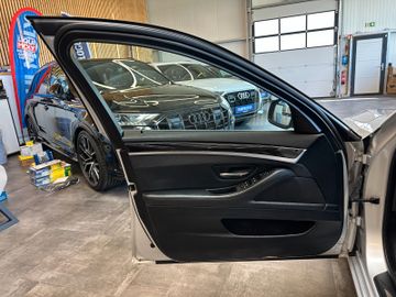 MYAUTOCENTER – Gebraucht- und Jahreswagen mit Werkstattservice in Pfaffenhofen BMW Touring 523 i *HeadUP*AHK*Xenon*TÜV NEU*