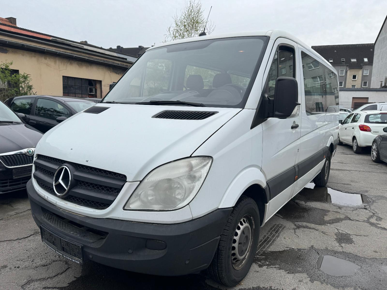 Mercedes-Benz Sprinter II Kombi 211 / 215 CDI 9 Sitzer