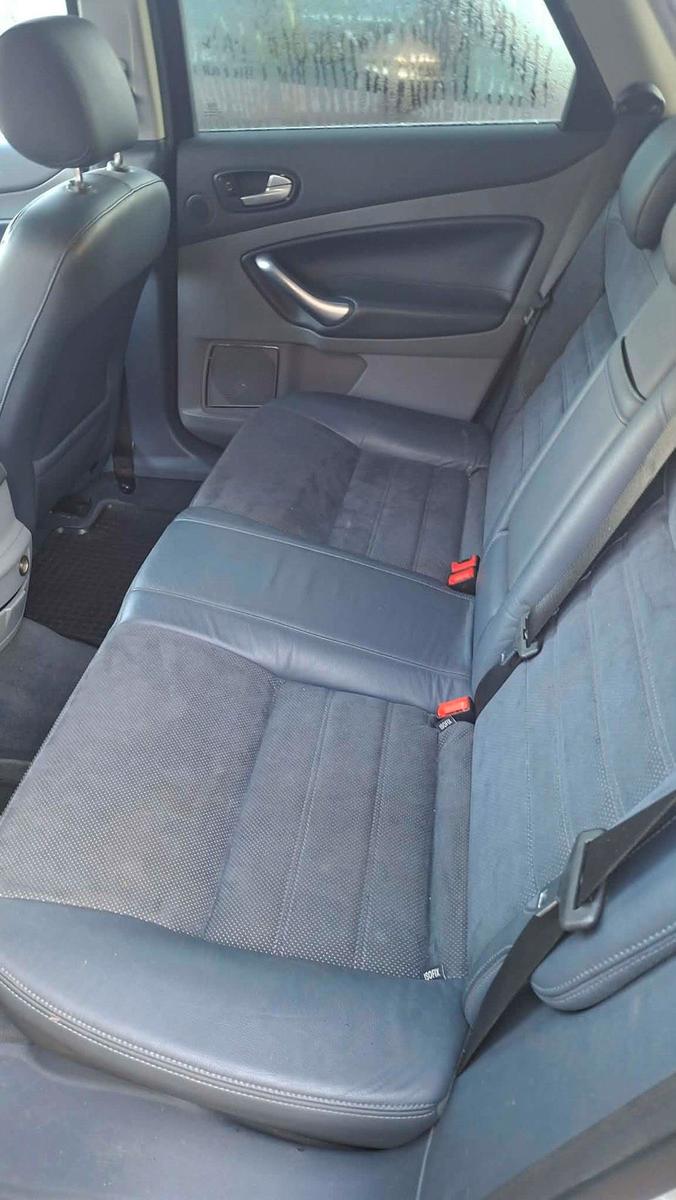 Ford Mondeo 2009 — photo 9