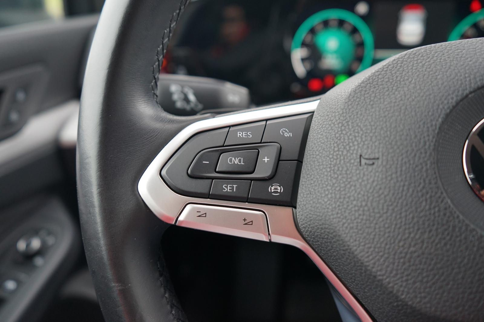 Volkswagen Golf VIII 1.5 eTSI DSG Style LED Navi HarmanKard, миниатюра 21