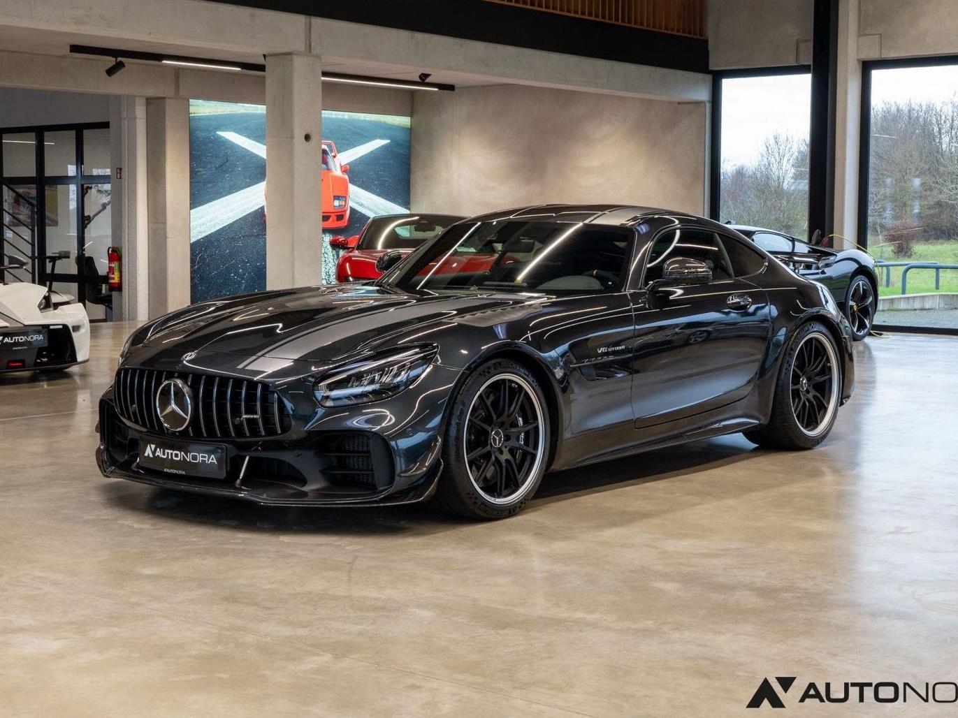 Mercedes-Benz AMG GT R Coupe PRO