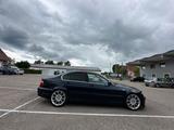 BMW E46 330i - BMW 330 Limousine E46 330i mit Benzin-Antrieb