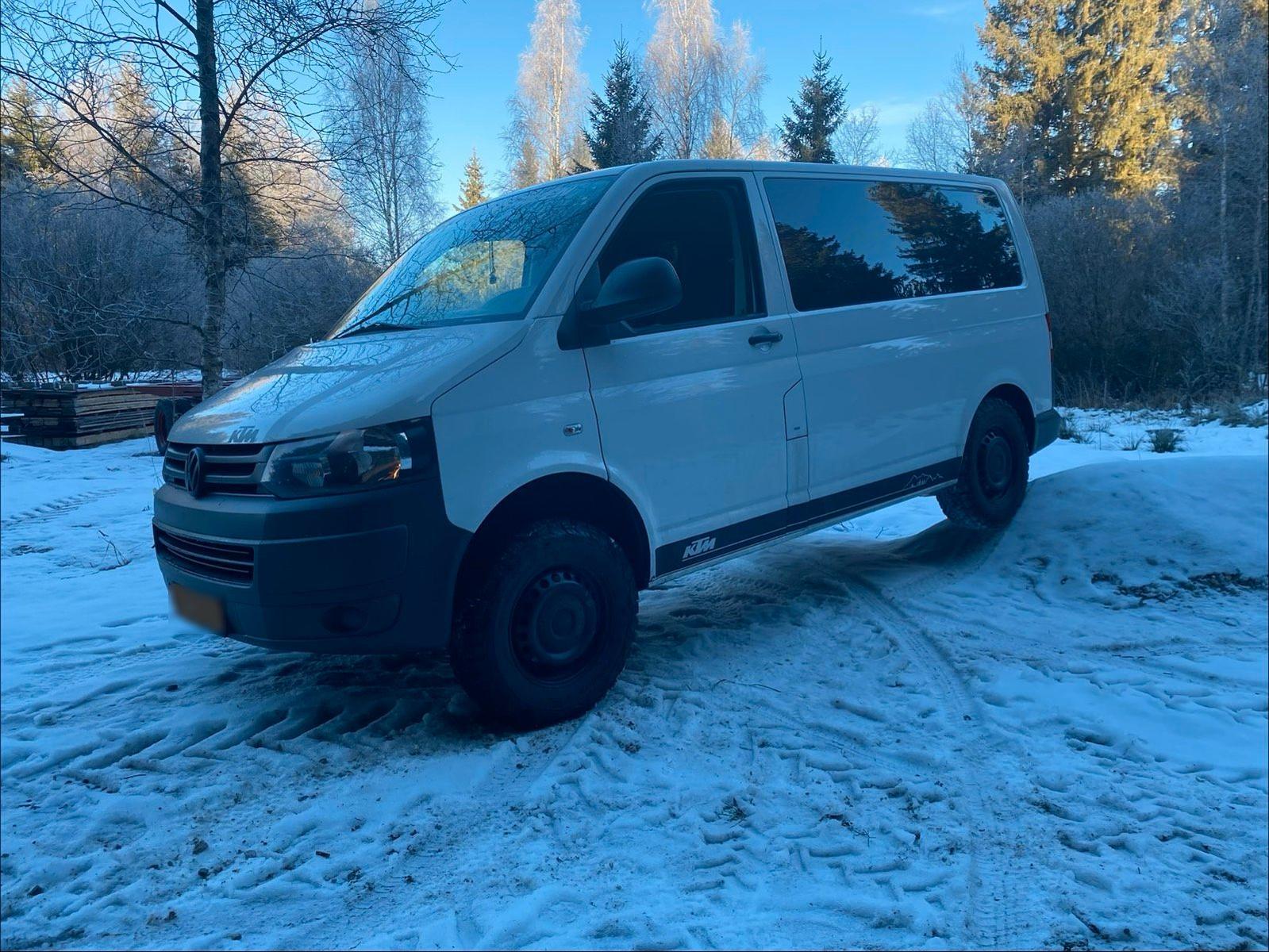 Volkswagen T5 Kombi