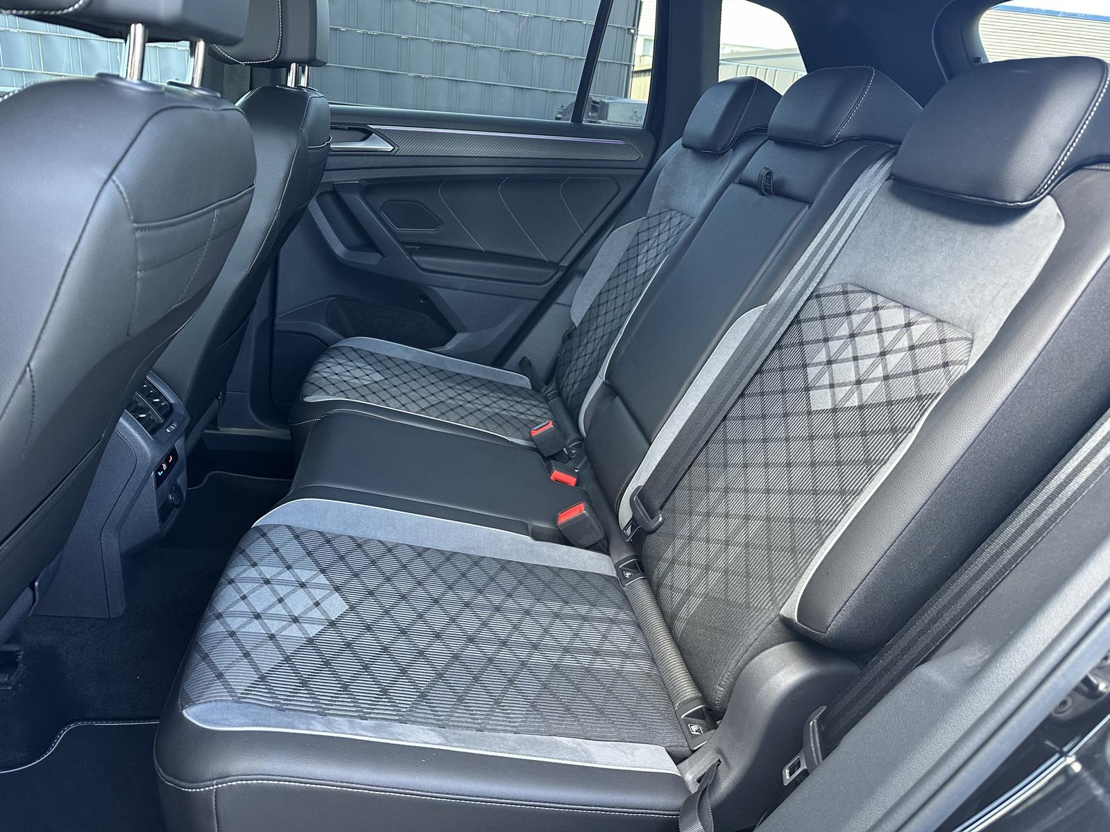 Volkswagen Tiguan 1.5 TSI DSG R-Line Black NAV+LED+ACC+SHZ, миниатюра 12