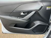 Peugeot 208 - Vorschau Bild 13