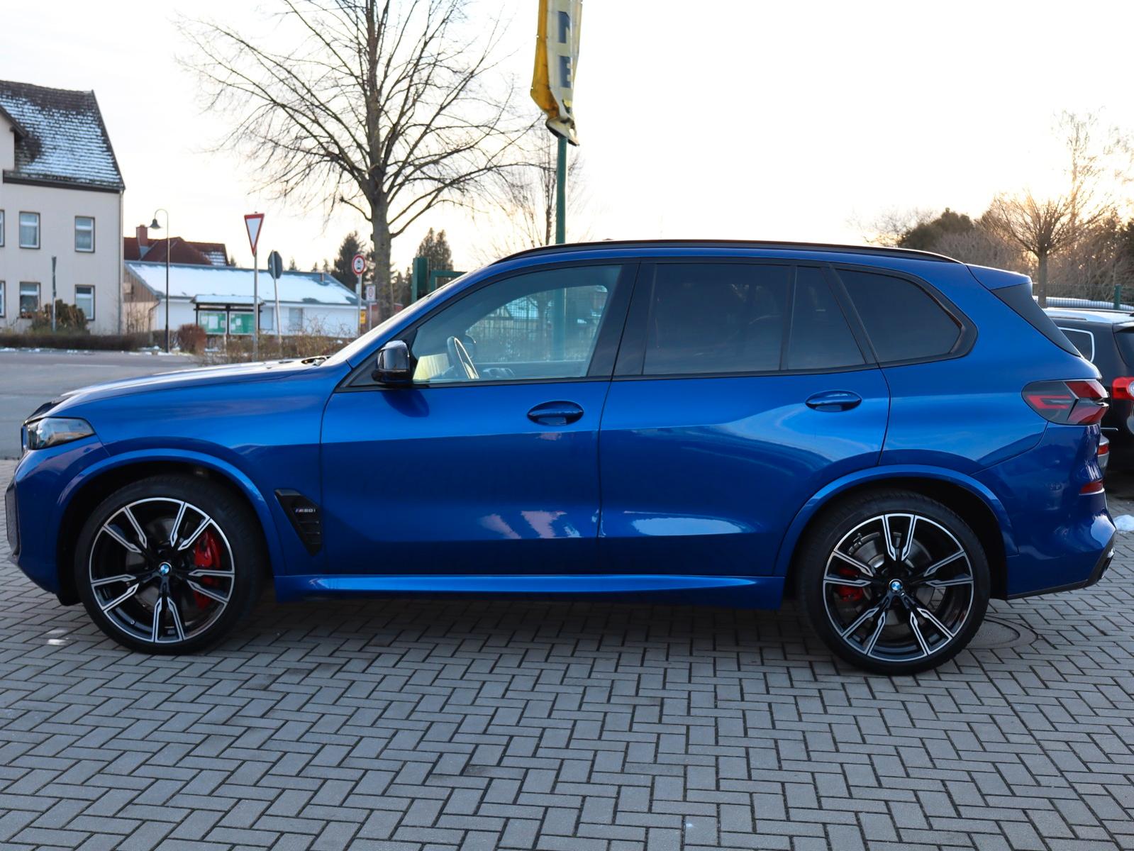 BMW X5 M60