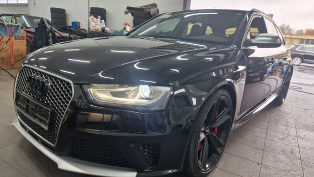 Audi RS4 Avant 4.2 FSI quattro 280kmh Panorama Navi