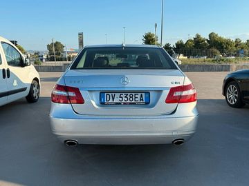 Mercedes E 350 - 8