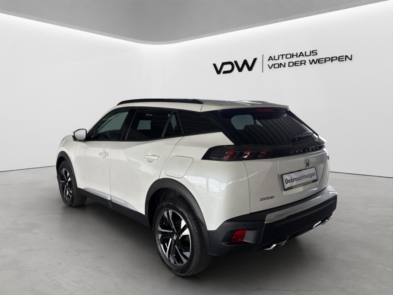 Peugeot 2008 Allure Ganzjahresreifen Sitzheizung Klima