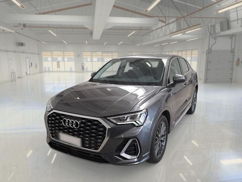 Image of Audi Q3